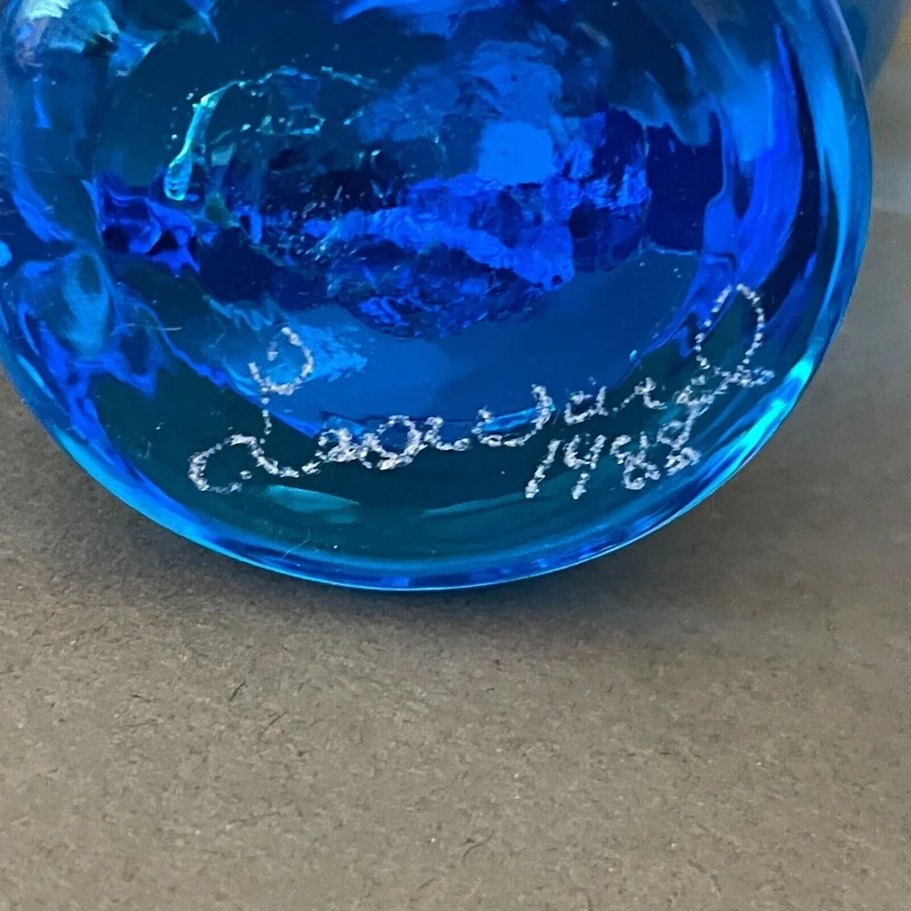 Vintage Leonard Love Birds Blue Glass Signed 1988 Lot‎ of 2